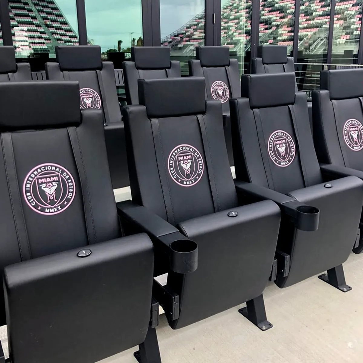 SuiteMax 3.5 VIP Seats with Georgia Tech Yellow Jackets Alternate Buzz Logo